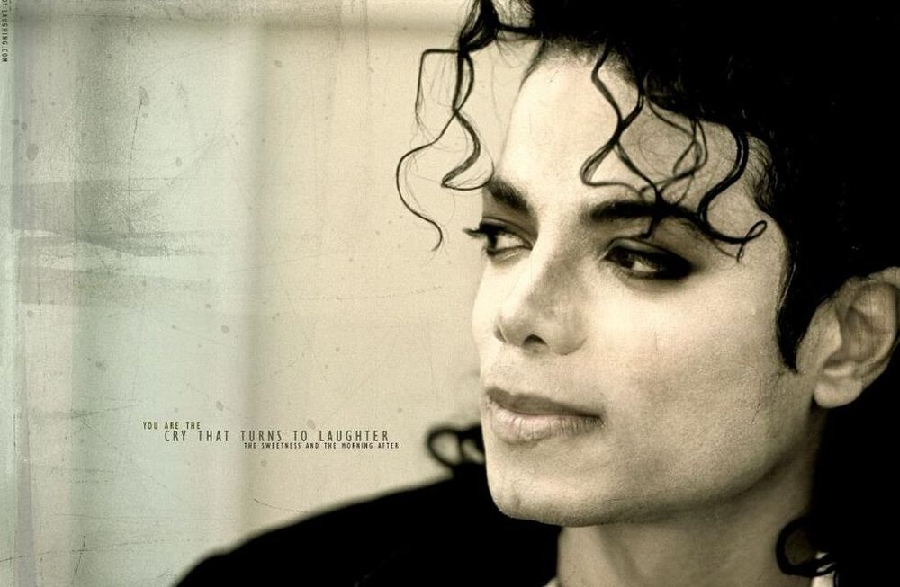Miles de flores y mensajes en EEUU para conmemorar 5 años sin Michael Jackson