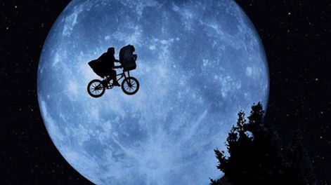 Los Andes | E.T. se estrenó el 11 de junio en Estados Unidos, pero llegó a Argentina recién el 25 de diciembre de 1982.