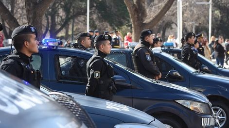 En la Legislatura avanza un proyecto que modifica el protocolo de uso de armas de fuego y también habilita la reincorporación de efectivos retirados.&nbsp;