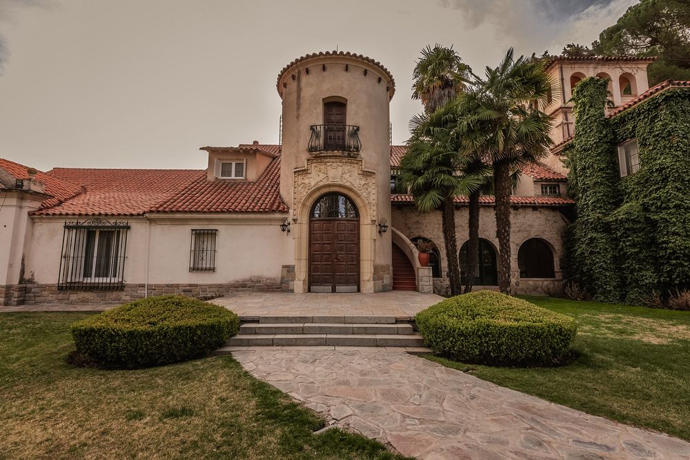 La propuesta de Ch&acirc;teau d&rsquo;Anc&oacute;n se aleja del formato tur&iacute;stico convencional.
