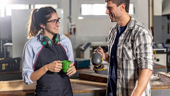 Restauración: dale una segunda vida a tus muebles sin descuidar tu salud