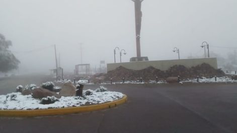 El Manzano Histórico amaneció nevado el 2 de noviembre (Gentileza X / Radio Mitre Mendoza)