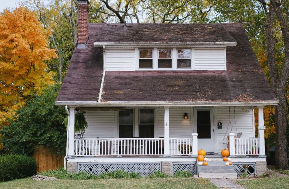 El joven se metió en la casa equivocada y, al percatarse del error y temeroso de que alguien lo descubriera, se escondió en el baño. Foto: Gentileza