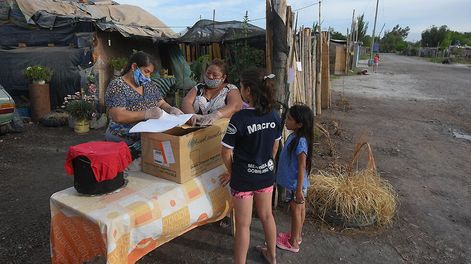 Los planes alimentarios y el IFE ayudaron a paliar, pero no se requiere de más programas, sino trabajo dice la UCA.