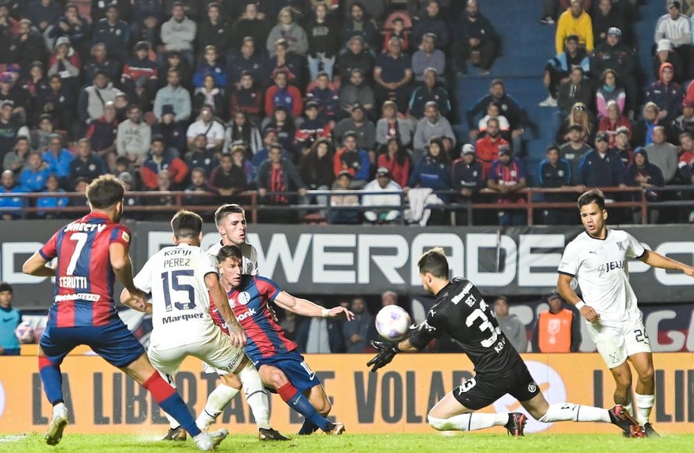 San Lorenzo e Independiente empataron por la fecha 9 de la Liga Profesional.