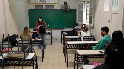 Los Andes | El próximo lunes regresan las clases presenciales en todos los niveles de Mendoza, de forma escalonada y con protocolos. El SUTE convocó a un paro para ese día. Foto: Orlando Pelichotti