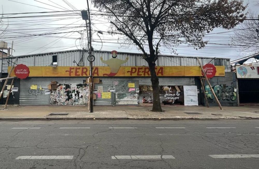 Por motivos de seguridad, comenzarán los trabajos de demolición del Persa que se incendió