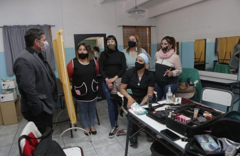 La DGE lanzó programa para terminar la secundaria con formación técnico-profesional