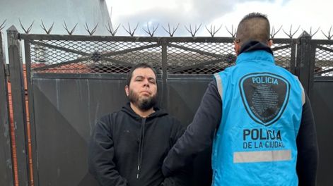La Policía de la Ciudad detuvo a Luis Abel Guzmán en Moreno - Foto Clarín