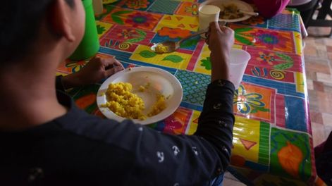 En Argentina una familia necesitó $ 773.385 en marzo para no ser considerada pobre. Foto:  Ignacio Blanco / Los Andes