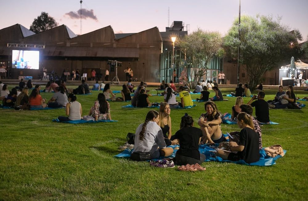 Vuelven los Picnics Musicales a los jardines de la Nave Cultural