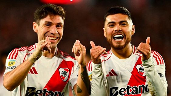 Gonzalo Montiel y Paulo Díaz, titulares ante Palmeiras