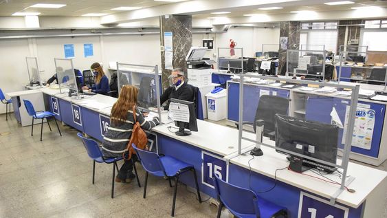 El universo de Anses en Mendoza es del 4,4%, por lo que poco más de 1.100 personas se anticiparían a su jubilación, con un haber promedio de $50.0000. Mariana Villa/Los Andes