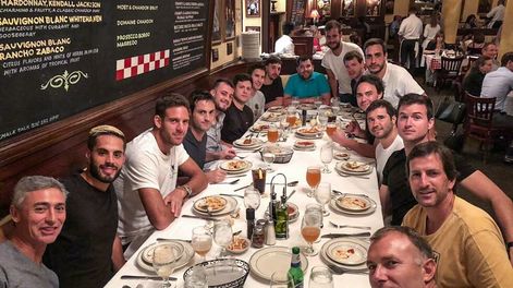 Conocé la banda del salamín, los amigos de Del Potro