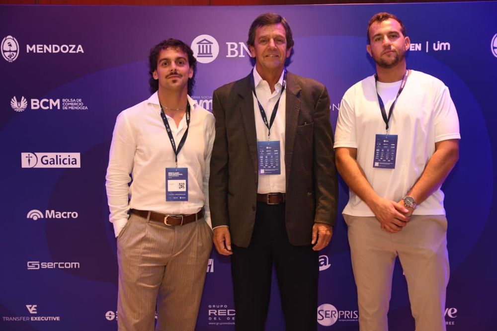 Julián Steindl, Luis Steindl e Imanol González, de Cumbal, presentes en la jornada. 