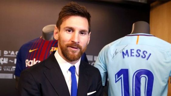 Messi es distinguido con una alta condecoración de Cataluña