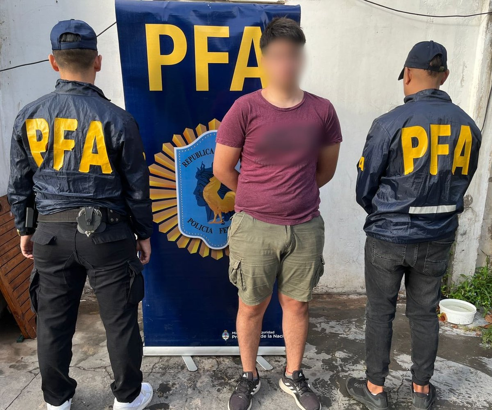 La Policía Federal detuvo al joven que había amenazado con &nbsp;inmolarse en la embajada de EEUU | Policía Federal&nbsp;