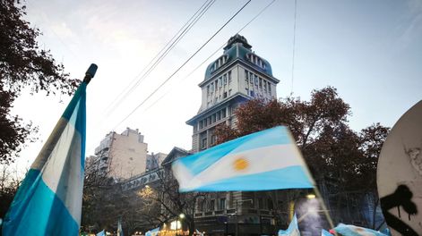 suspenderan en mendoza los colectivos por la final del mundial de 17.30 a 20 horas