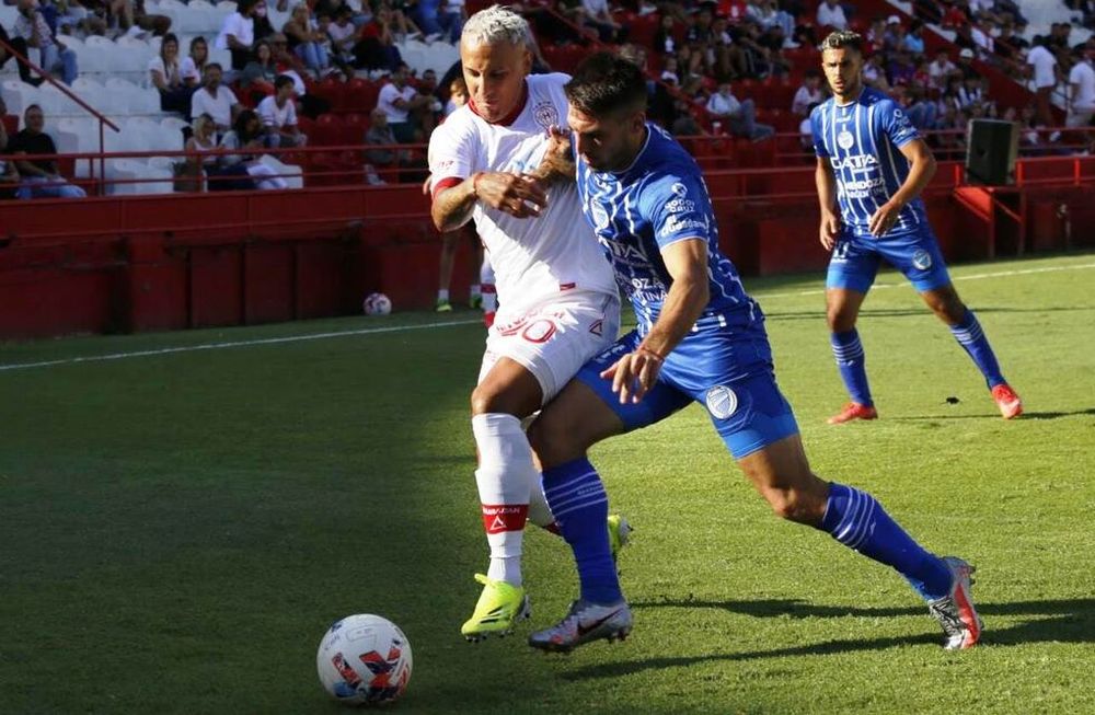 Por la sexta fecha de la Copa de la Liga Profesional, el Tomba visita a Huracán en el Tomás A. Ducó. / Gentileza.