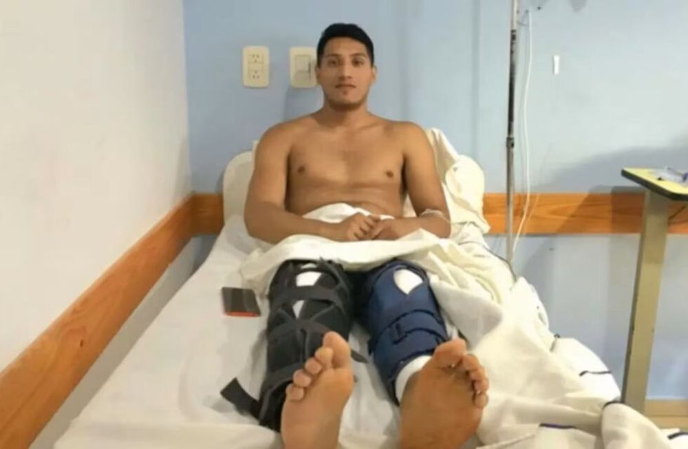 Benjamín Roldán entró al quirófano para que le intervengan una de sus piernas y cuando se despertó le habían operado las dos. Foto: Gentileza El Día.