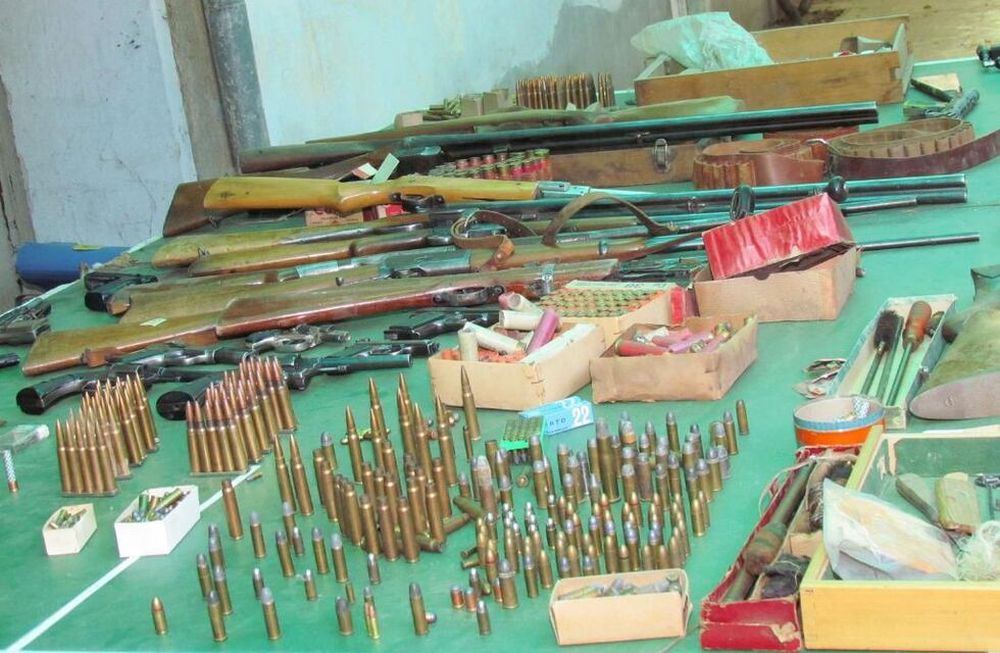 Hallaron más de mil balas y armas en una casa de Godoy Cruz