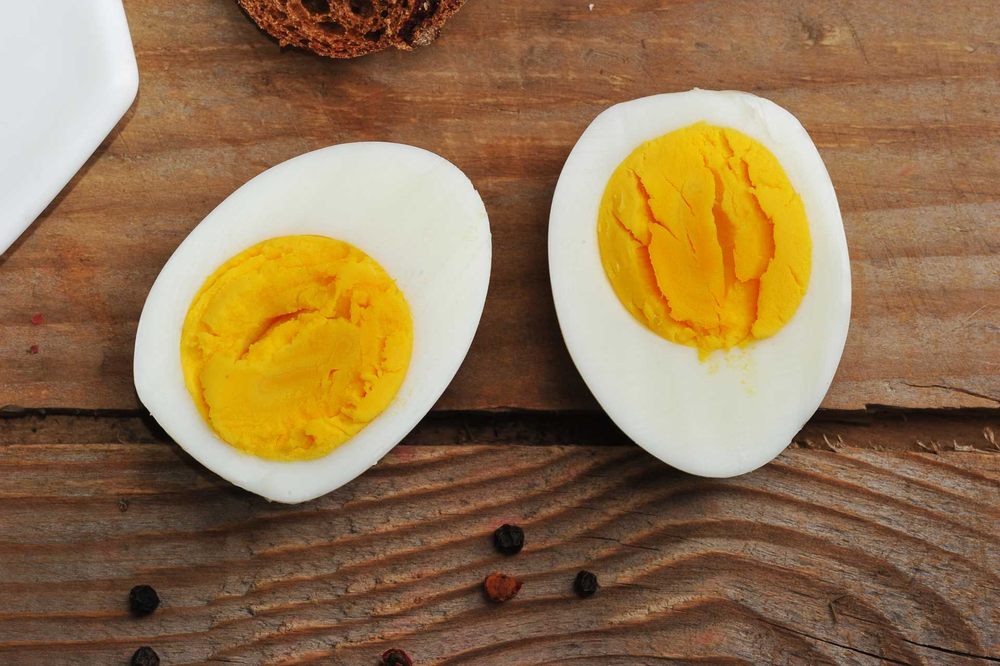 Trucos de cocina para que los huevos se pelen f&aacute;cil en recetas.