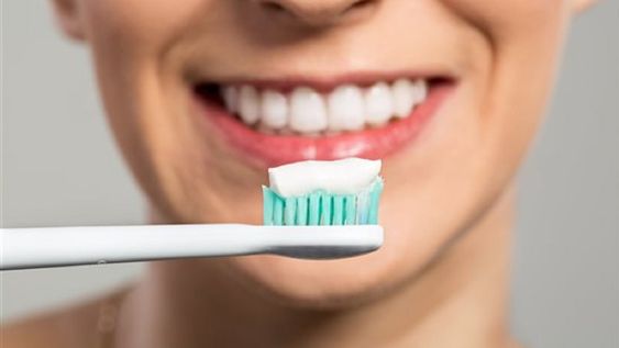 La crema dental Colgate Total Clean Mint fue prohibida por la Anmat