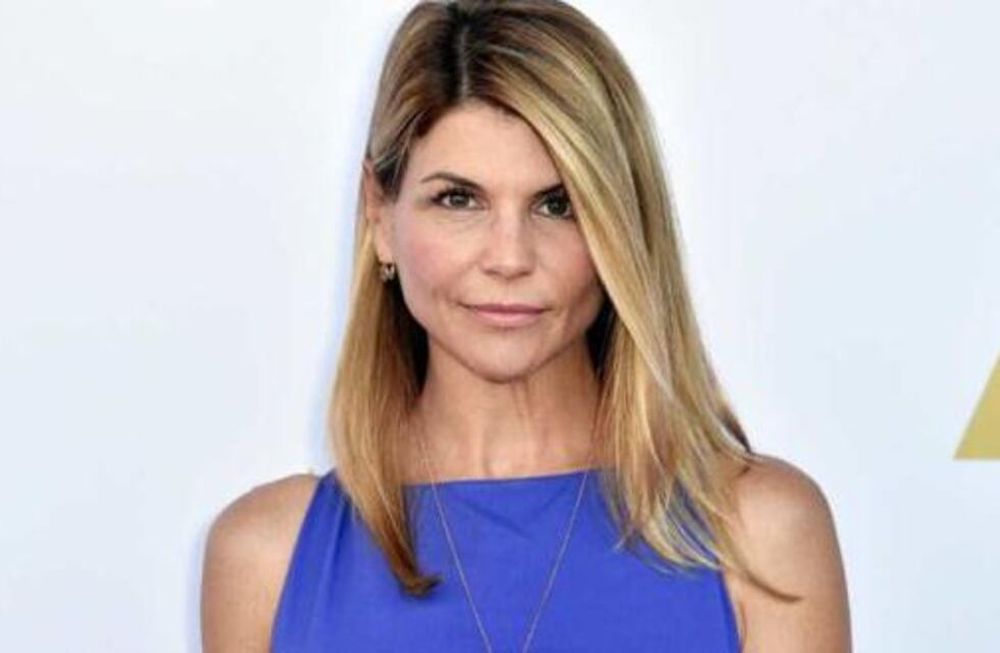 La intérprete había sido sentenciada a dos meses de prisión por cometer fraude y pagar para garantizar el ingreso de sus hijas a una prestigiosa universidad