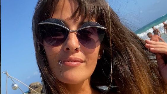 Ivana Nadal subió las temperaturas con un pequeño top.