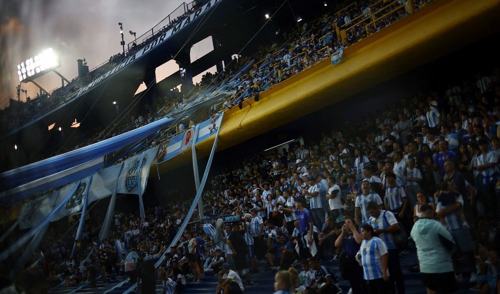 La Selección Argentina se mide con Mauritania en un amistoso en La Bombonera. La Selección Argentina se mide con Mauritania en un amistoso en La Bombonera.