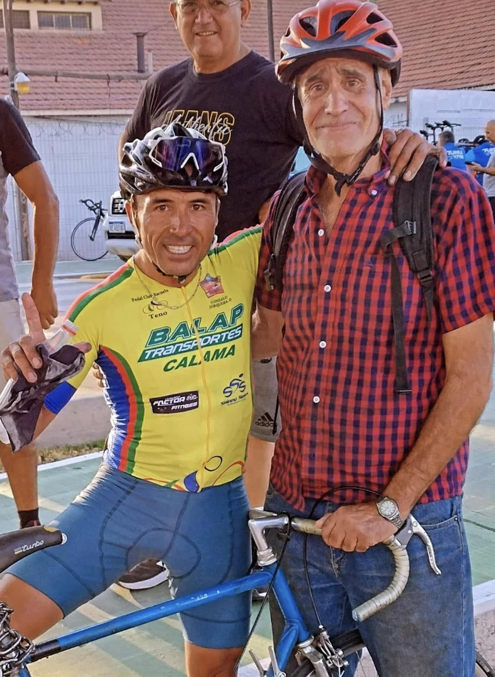 Daniel Salinas y el &aacute;ngel de la guarda, que le permiti&oacute; terminar la etapa de la Vuelta de Mendoza