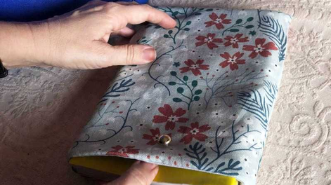 Cómo cuidar tus libros con fundas caseras 100% recicladas