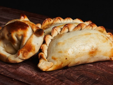 Día de la Empanada: los argentinos consumen 10 millones de unidades por día y una es la favorita.