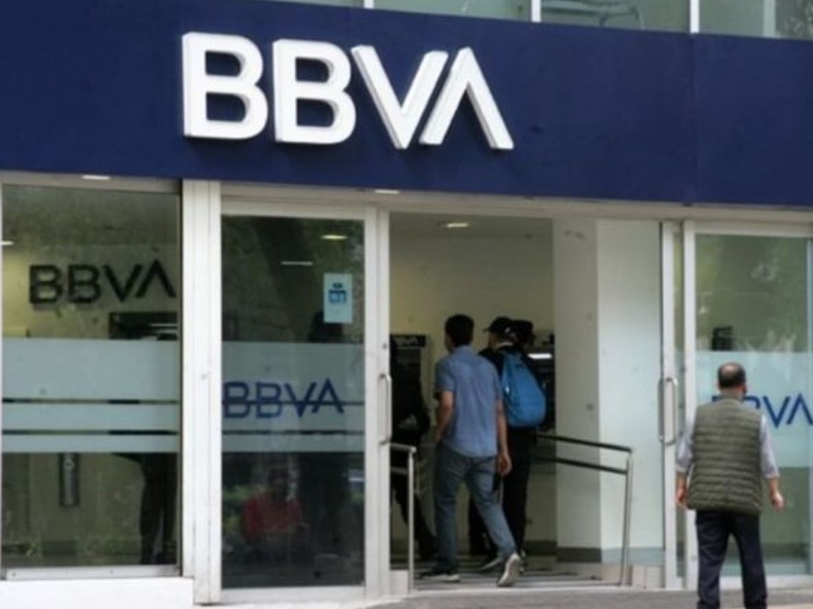 BBVA se encuentra en la búsqueda de talentos para realizar funciones de caja y atención al público. Foto: Gentileza.