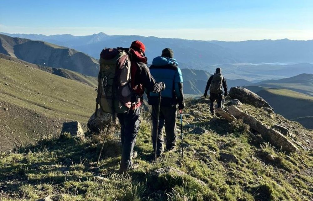 Tras más de 24 horas de búsqueda, rescataron a dos montañistas en el Cerro el Plata
