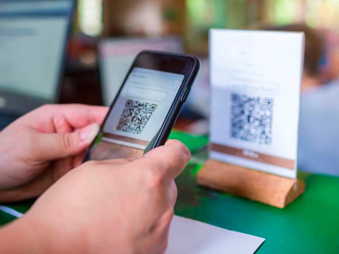 Según un informe, el 52% de los pagos de servicios e impuestos en Argentina se realizan desde el celular.