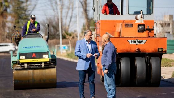Stevanato recorrió obras de repavimentación en dos distritos