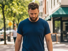 La psicología explica que hay detrás de la caminata viendo el suelo. La psicología explica que hay detrás de la caminata viendo el suelo.