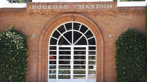Chandon Argentina se encuentra en la búsqueda de personal para su bodega ubicada al pie de la cordillera de los Andes. Foto: Gentileza Viator.