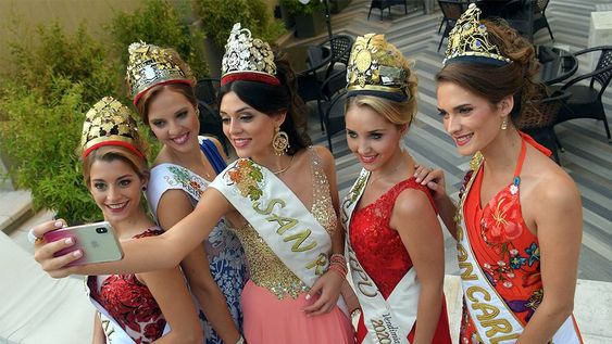 La descripción de los rasgos físicos de las candidatas y soberanas se da cada vez menos en gacetillas y en las fiestas. Foto: archivo / Los Andes