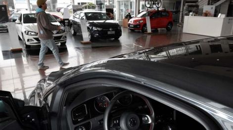 Con la crisis, crece la venta de autos usados en Mendoza