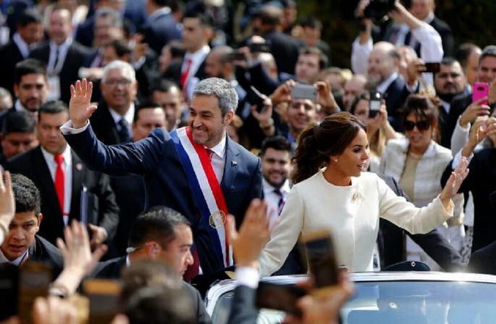 Paraguay: Abdo juró y lanzó duras críticas a Maduro y Ortega