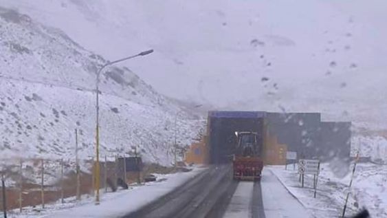 El paso internacional Cristo Redentor fue cerrado el pasado jueves ante el pronóstico de intensas nevadas en alta montaña.