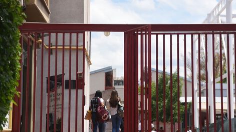 Los Andes | Ese año comienza su actividad el CORO FEMENINO del establecimiento, bajo la dirección del por entonces muy joven maestro José Felipe Vallesi.