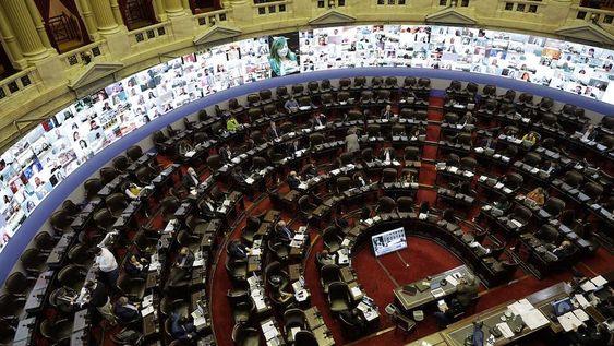 Fuerte cruce de dos diputados mendocinos en el Congreso por un proyecto de emergencia turística