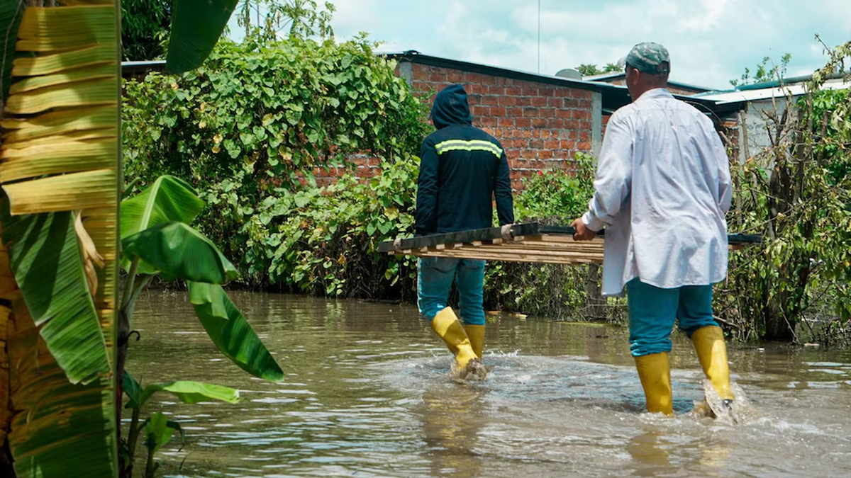 Las lluvias no dan tregua en Ecuador: ya hay 19 muertos y má