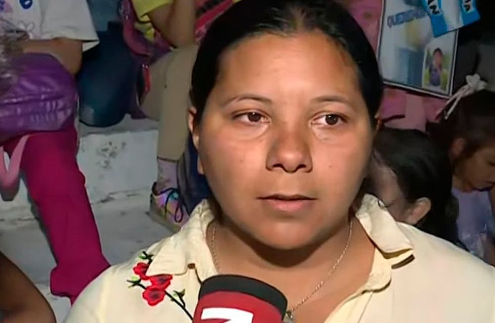 Violeta denunció que tiene un hijo con el padre del gobernador Valdés producto de una violación. Captura: C5N