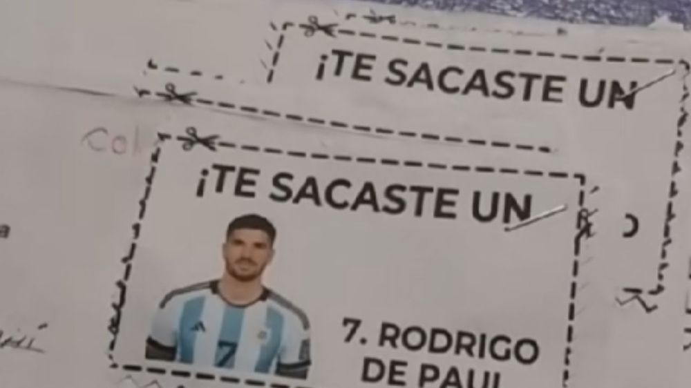 Viral en TikTok: cambió las notas por jugadores de la Selección Argentina y revolucionó a sus alumnos.