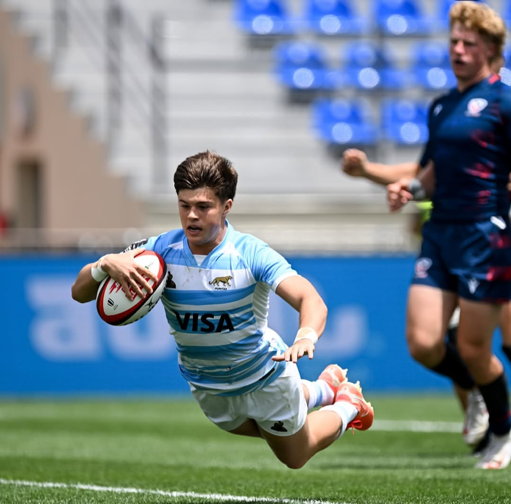 El mendocino Federico Serpa marc&oacute; uno de los primeros try.