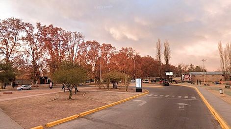 Una calle y una rotonda de Carrodilla se llamarán Julio César Bac.